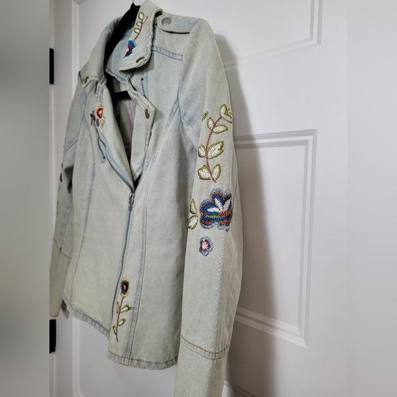 Y2K Candies Embroidered Bird Denim Jacket - Picture 7 of 7